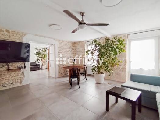 Maison de ville à vendre 450 000 € 5 pièces 3 chambres 160 m² 1 022 m² de terrain Aigrefeuille-d'Aunis 17290