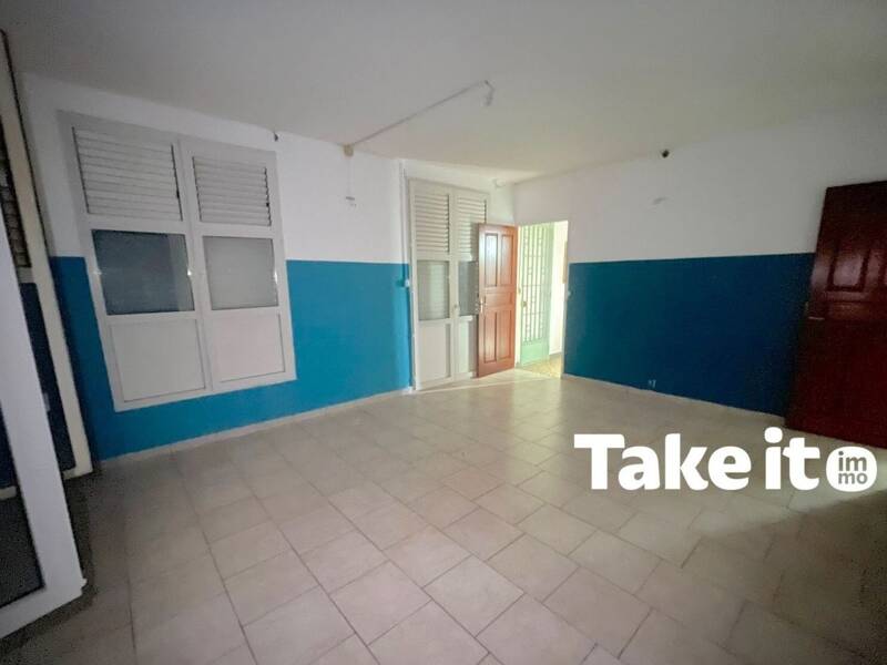 Maison à vendre, 67m², BASSE TERRE