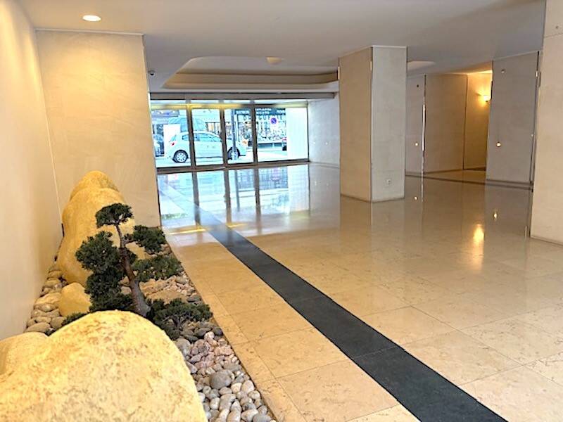 Maison à louer, 93m², PARIS 16E