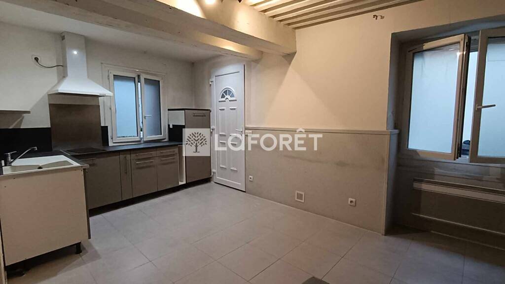 Location Appartement 26.6 m² 496 € Centre Ville Le Thor (84250)