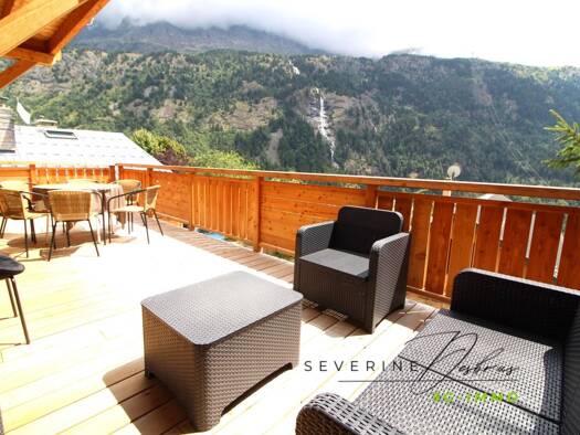 Chalet à vendre 1 110 000 € 7 pièces 4 chambres 124 m² Vaujany 38114