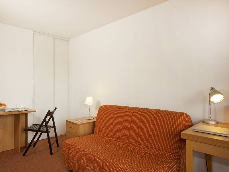 Maison à louer, 19m², IVRY SUR SEINE