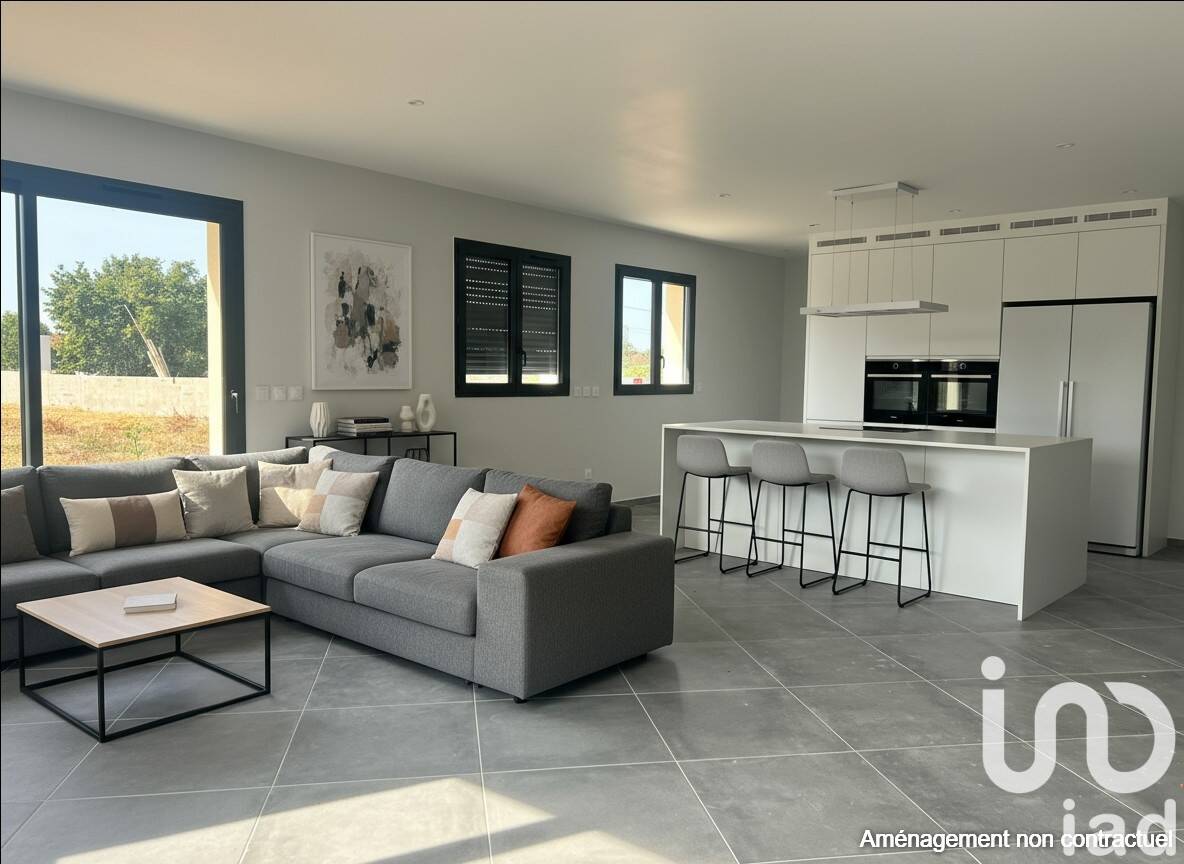 Maison à vendre, 113m², SAINT MEDARD DE GUIZIERES