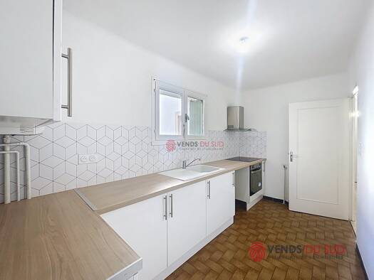 Appartement à louer 660 € 3 pièces 2 chambres 60 m² Étage 1/2 Ancien Hôpital Béziers 34500