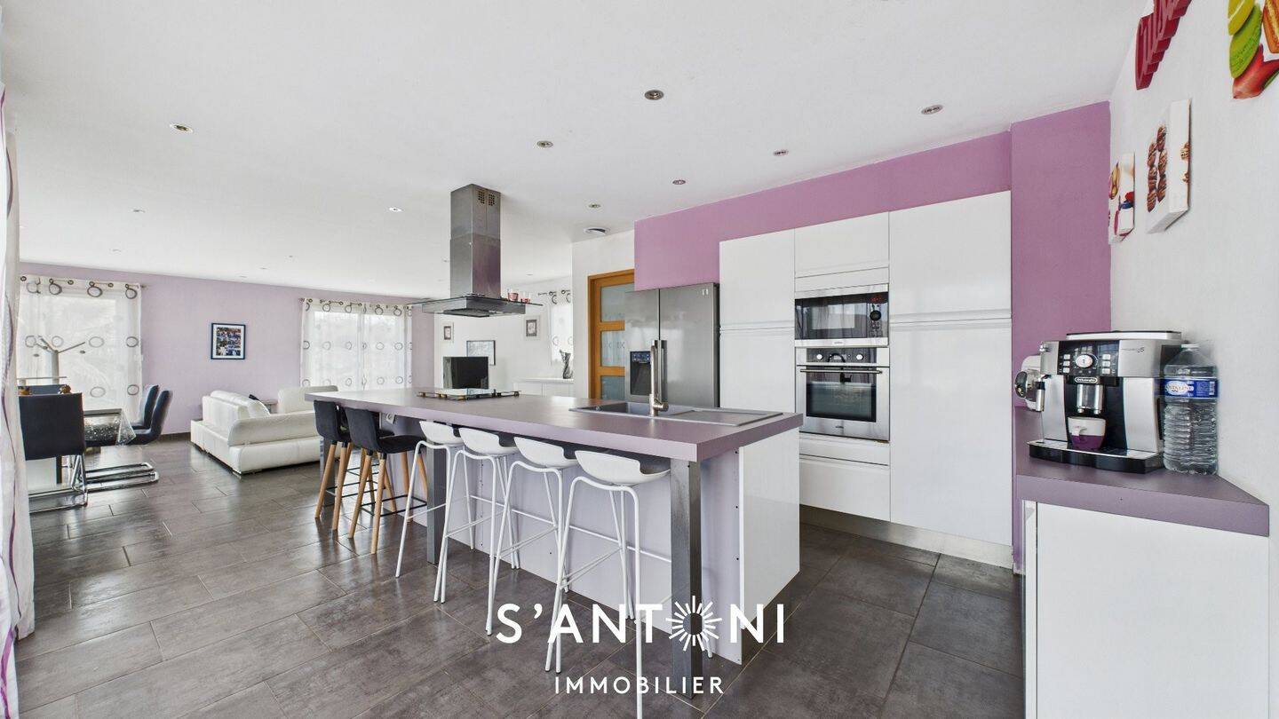 Maison à vendre, 135m², MONTBLANC