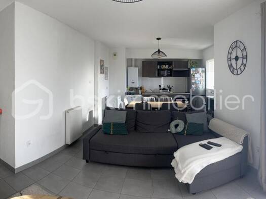 Appartement à vendre 217 000 € 3 pièces 2 chambres 61 m² Étage 1/4 Nord Bassens 33530