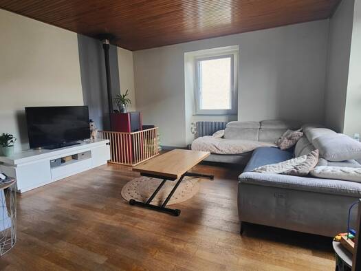 Immeuble à vendre 139 000 € 162 m² Médière 25250