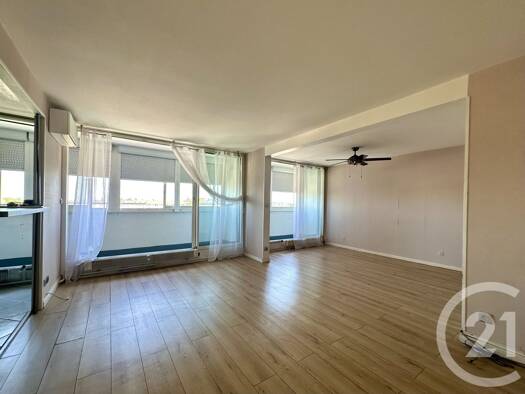 Appartement à vendre 185 000 € 4 pièces 3 chambres 76,63 m² Étage 6/6 Cusset Villeurbanne 69100
