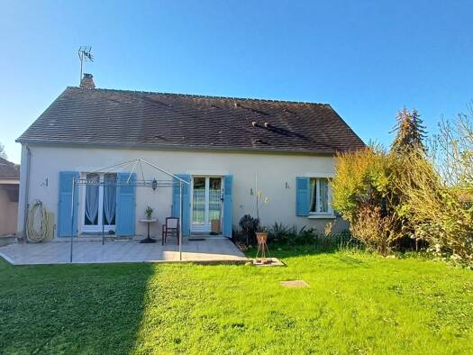 Maison à vendre 250 000 € 4 pièces 3 chambres 93 m² 526 m² de terrain Montreuil sur Epte 95770