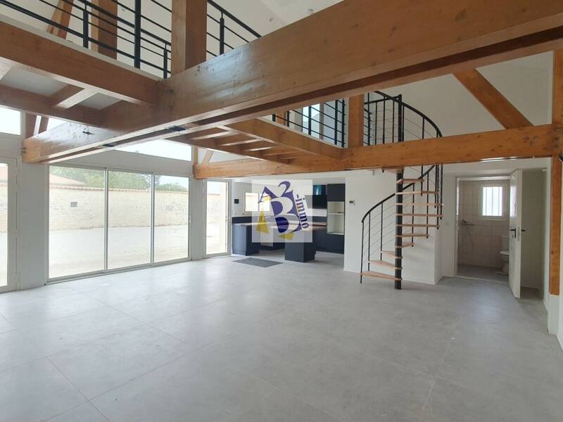 Maison à louer, 109m², TROIS PALIS
