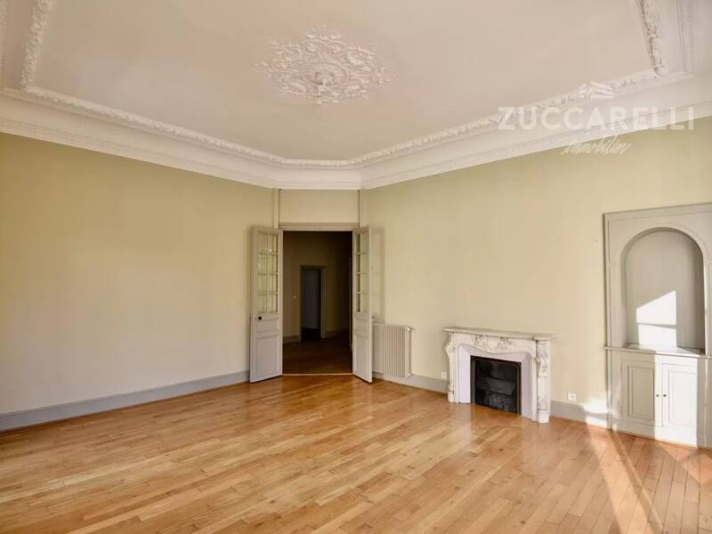 Maison à louer, 158m², NICE