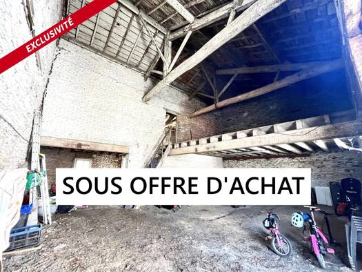 Maison à vendre 54 500 € 1 pièce 1 chambre 115 m² 115 m² de terrain Begrolles-en-Mauges 49122