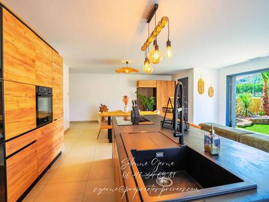 Maison de plain-pied à vendre 344 000 € 4 pièces 3 chambres 101 m² 393 m² de terrain Cessenon-sur-Orb 34460