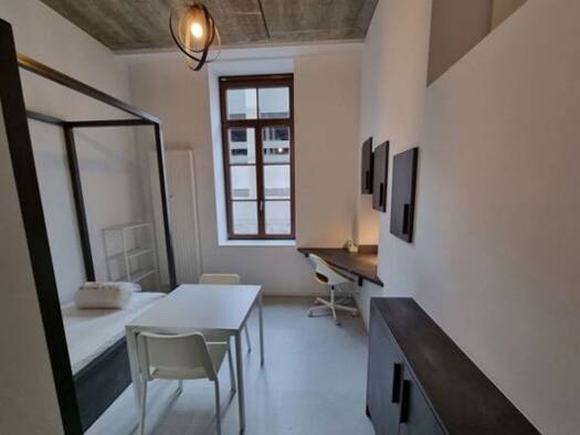 Appartement à vendre 64 701 € 1 pièce 19 m² 4ème étage Girondins Lyon 7ème arrondissement 69007