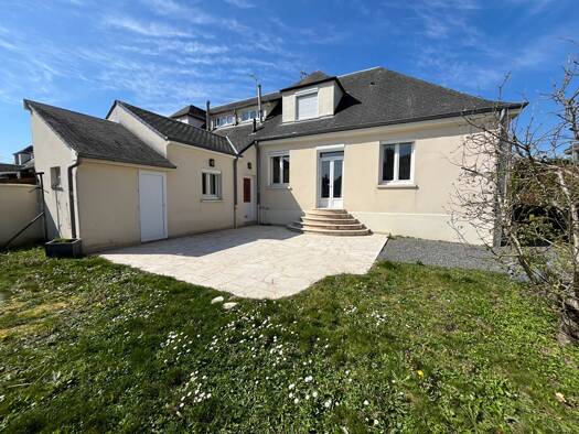Maison à vendre 140 000 € 5 pièces 3 chambres 111 m² 364 m² de terrain Les Montots-Bas Montots Nevers 58000