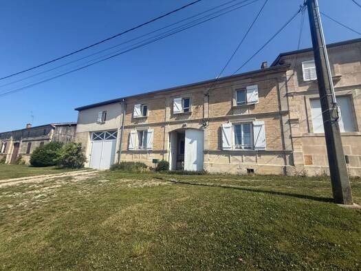 Maison à vendre 262 000 € 9 pièces 7 chambres 330 m² 1 189 m² de terrain Laheycourt 55800