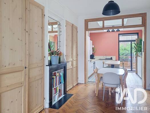 Maison à vendre 389 000 € 5 pièces 4 chambres 105 m² Centre Croix 59170