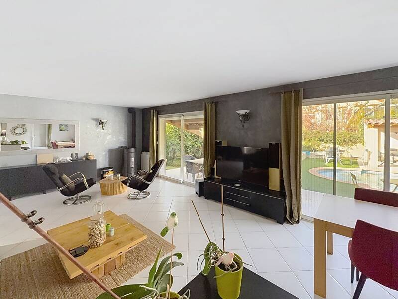 Maison à vendre, 121m², AUBAGNE