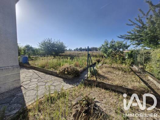 Pavillon à vendre 128 000 € 5 pièces 4 chambres 92 m² 483 m² de terrain Romilly sur Seine-Nord Est Romilly-sur-Seine 10100