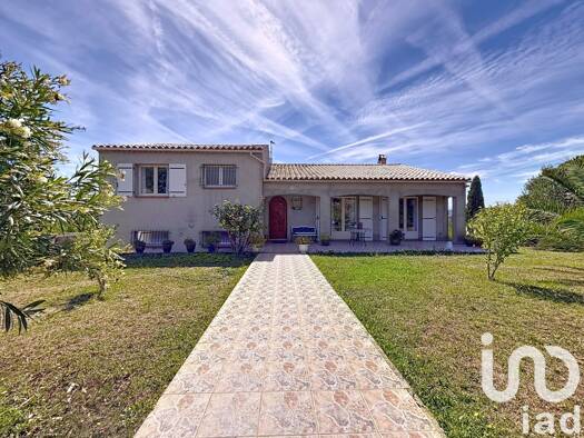 Maison à vendre 290 000 € 9 pièces 5 chambres 186 m² 2 300 m² de terrain Montréal 11290