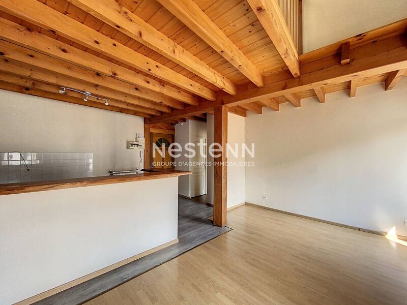 Maison à louer, 81m², AMBRONAY