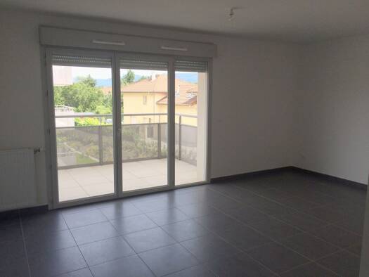 Appartement à vendre 184 000 € 1 pièce 29 m² Étage 2/4 Valleiry 74520