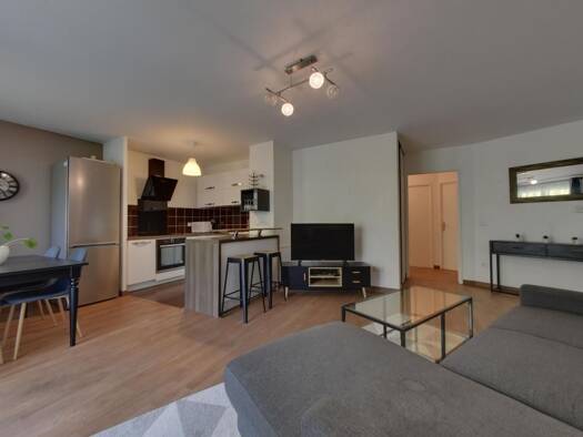Appartement à vendre 240 000 € 4 pièces 3 chambres 74 m² Étage 4/5 Jean Duclos Le Blanc-Mesnil 93150