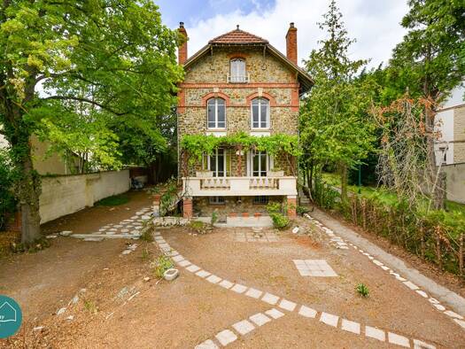 Maison à vendre 548 000 € 5 pièces 4 chambres 128 m² 861 m² de terrain Le Val d'Herblay Herblay-sur-Seine 95220