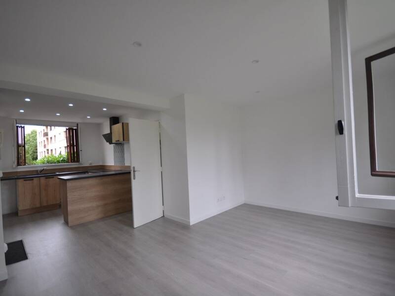 Maison à louer, 57m², LES CLAYES SOUS BOIS