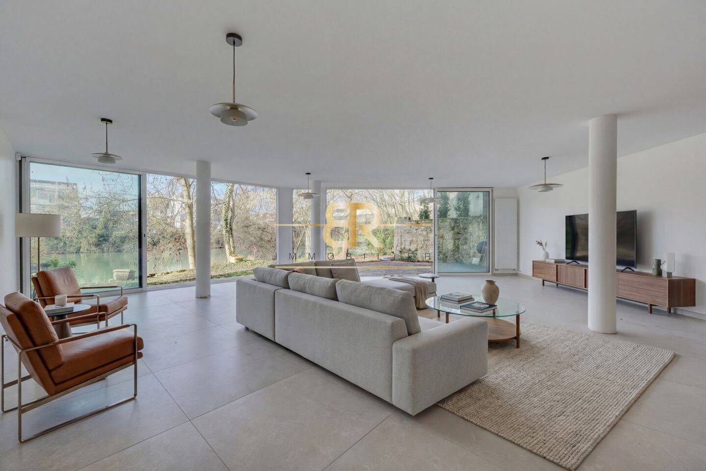 Maison à vendre, 700m², SAINT MAUR DES FOSSES