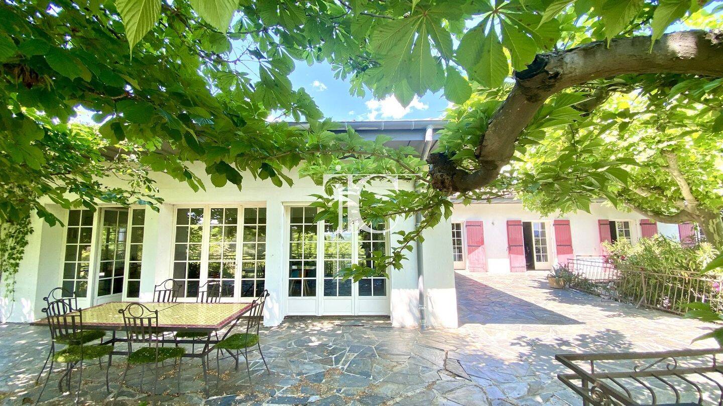 Maison à vendre, 264m², SAINT AMBROIX