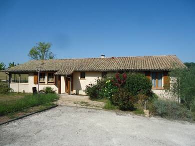 Maison à louer 955 € 4 pièces 3 chambres 134 m² 2 715 m² de terrain Bardigues 82340