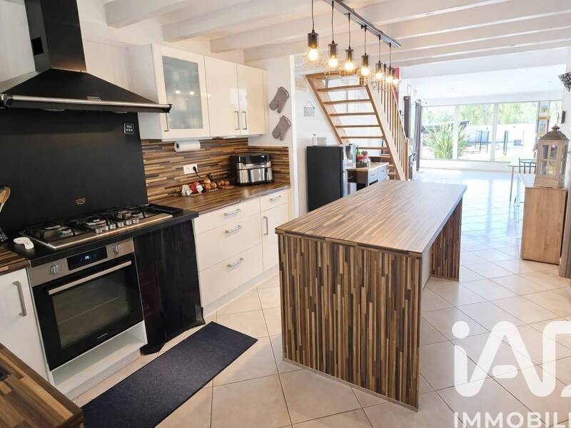 Maison à vendre, 187m², ROQUEFORT