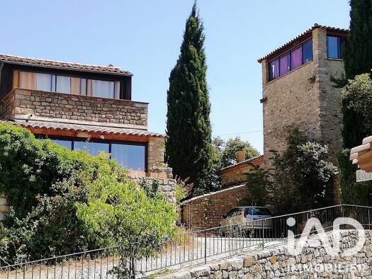 Demeure à vendre 1 365 000 € 30 pièces 20 chambres 924 m² 4 299 m² de terrain Aubres 26110
