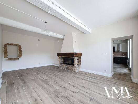Appartement à vendre 250 000 € 3 pièces 2 chambres 101 m² RDC/2 Sourcieux les Mines 69210