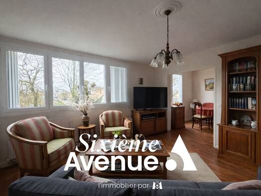 Appartement à vendre 117 000 € 4 pièces 2 chambres 74 m² Étage 3/3 Laforest Châlons-en-Champagne 51000