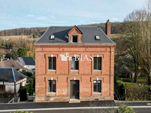 Maison à vendre 165 000 € 5 pièces 4 chambres 100 m² 105 m² de terrain Charleval 27380