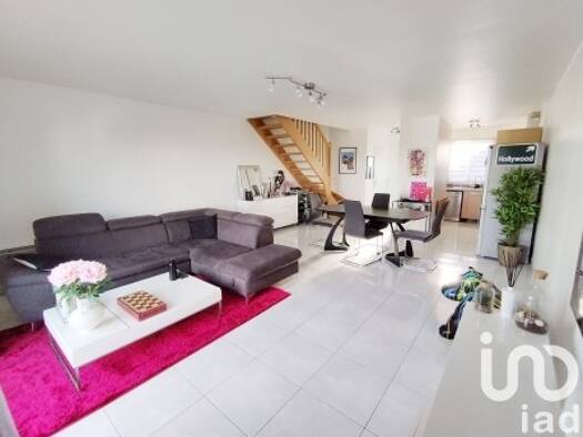 Appartement à vendre 269 900 € 4 pièces 2 chambres 77 m² Dernier étage, Étage 1/1 Villejust 91140
