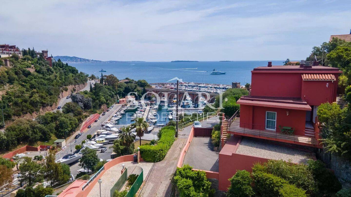 Maison à vendre, 145m², THEOULE SUR MER