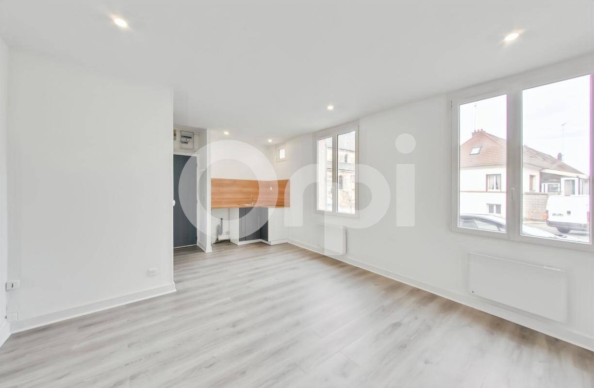 Maison à vendre, 23m², NANTEUIL LE HAUDOUIN