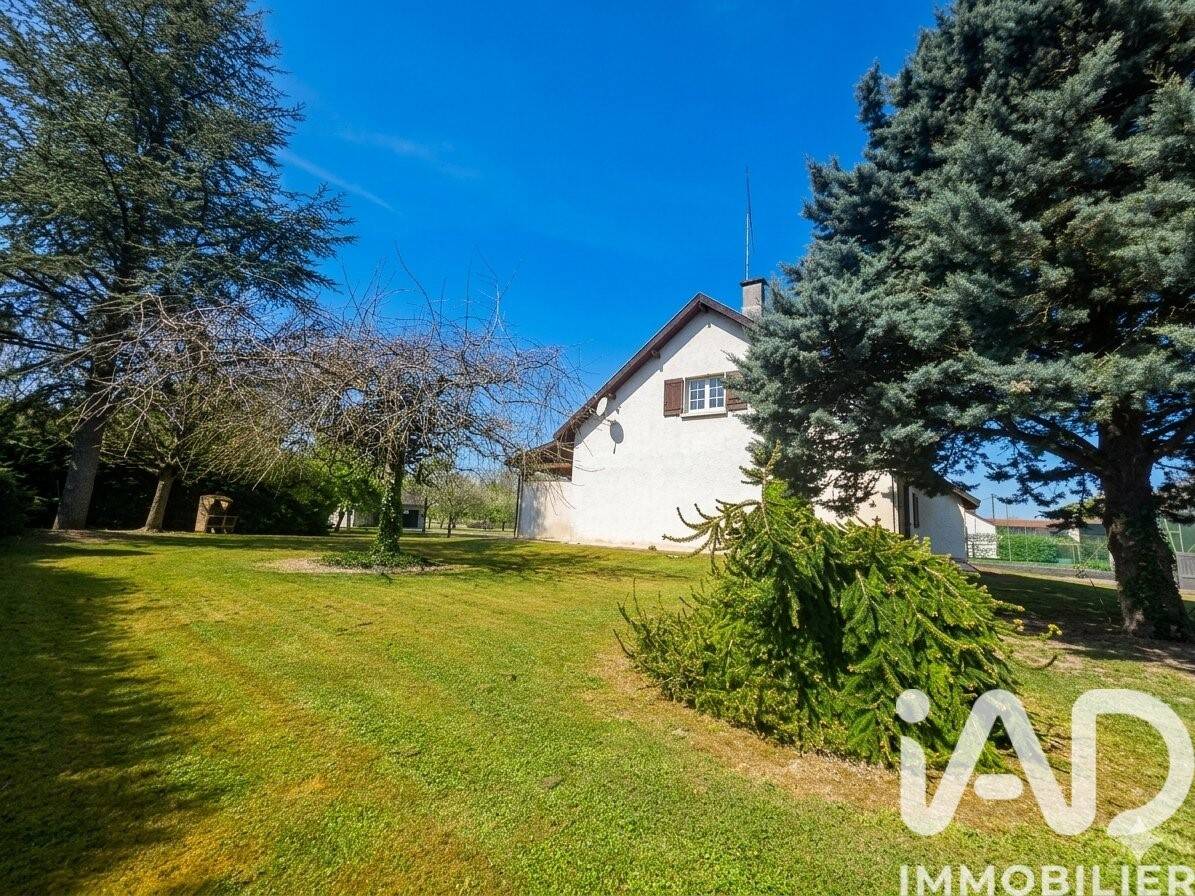 Maison à vendre, 151m², SAINT AMAND SUR FION