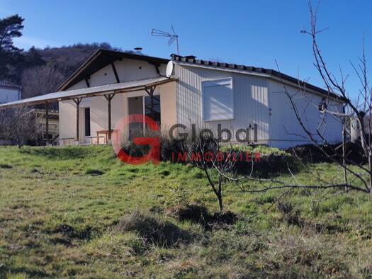 Maison de plain-pied à vendre 235 400 € 4 pièces 2 chambres 87,3 m² 644 m² de terrain Châtel-Guyon 63140