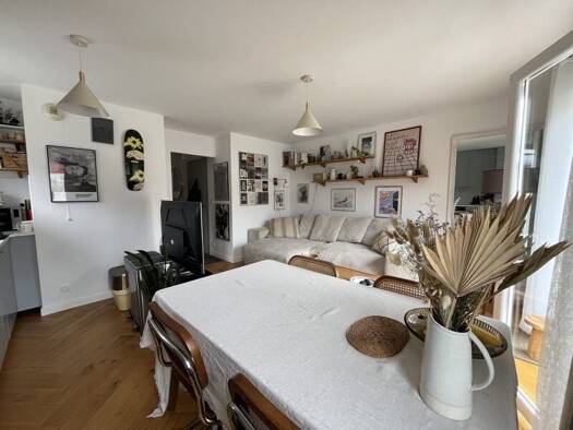 Appartement à vendre 169 500 € 2 pièces 1 chambre 40 m² Étage 2/2 Treboul Douarnenez 29100