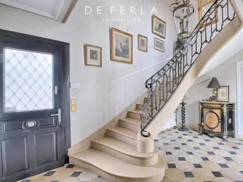 Maison à vendre, 225m², SAINT MAUR DES FOSSES