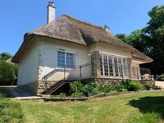 Maison à vendre 232 500 € 4 pièces 3 chambres 99 m² 1 543 m² de terrain Treis-Sants-en-Ouche 27300