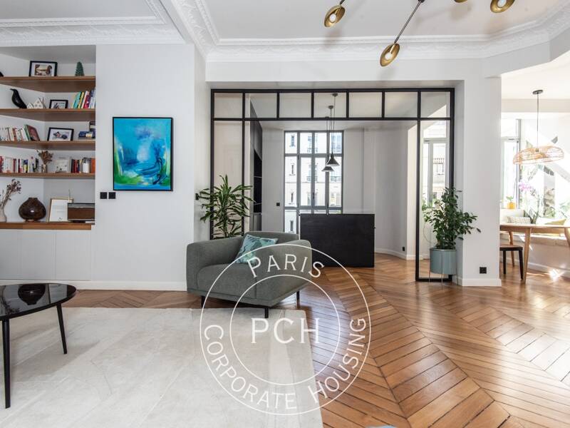 Maison à louer, 85m², PARIS 18E