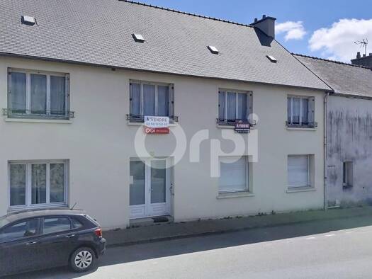 Immeuble à vendre 304 500 € 234,38 m² Plounéventer 29400