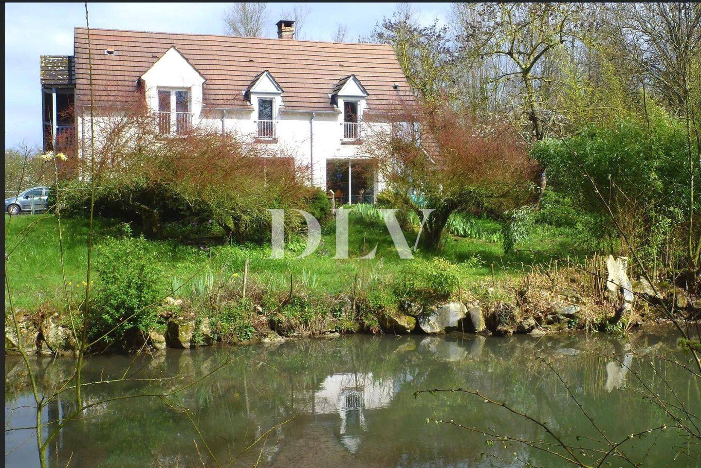 Maison à vendre, 192m², SOUPPES SUR LOING