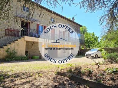 Maison à vendre 185 000 € 6 pièces 1 chambre 140 m² 1 597 m² de terrain Châteauneuf 42800