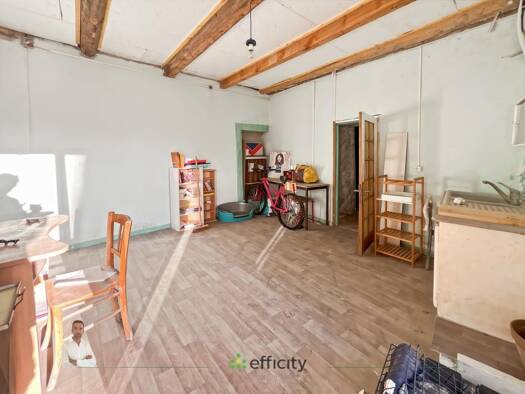 Maison de ville à vendre 64 000 € 3 pièces 2 chambres 60 m² 100 m² de terrain Collanges 63340